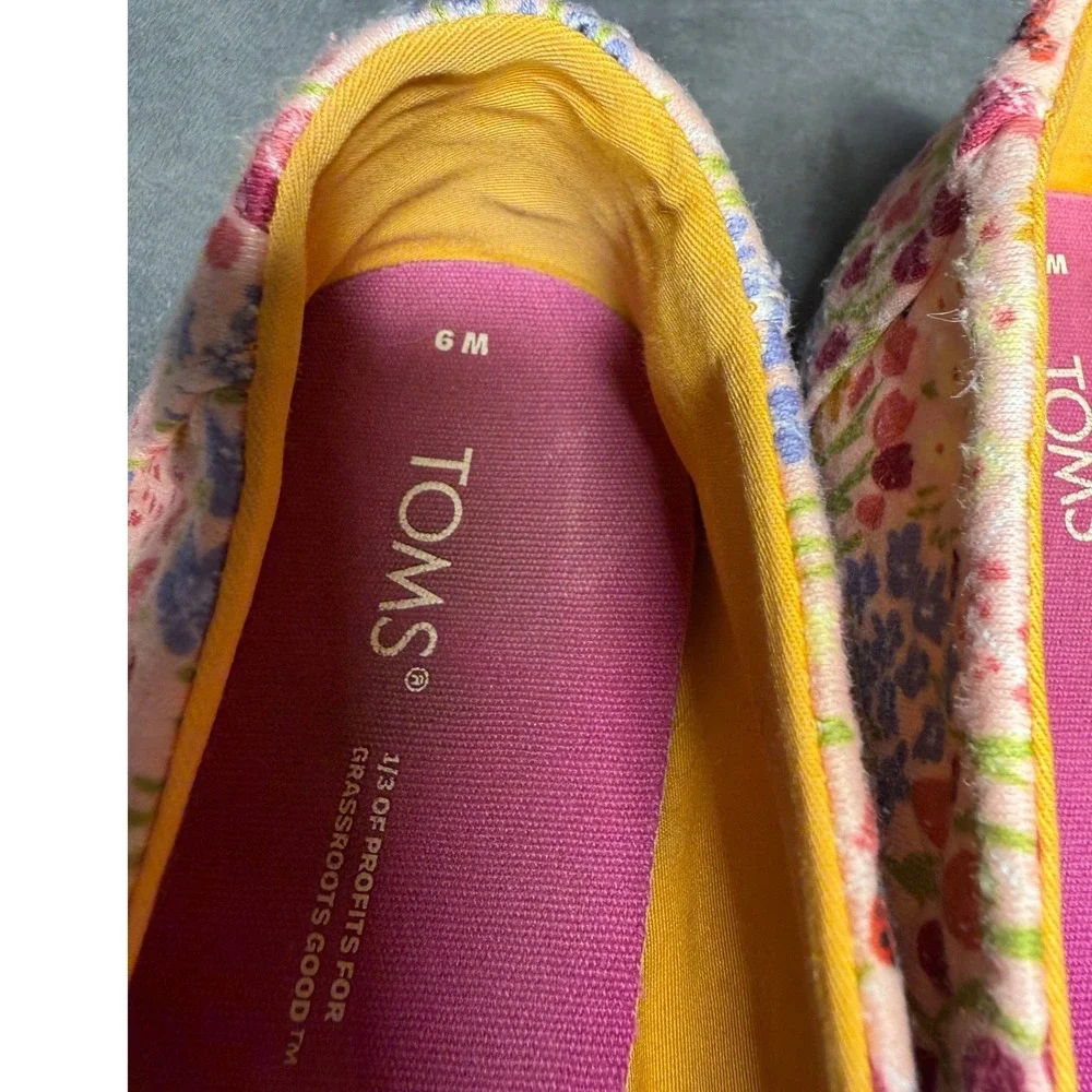 TOMS Alpargata Floral Ladybug Print Quilted Canvas Slip On‎ Shoes Womens 9 Pink